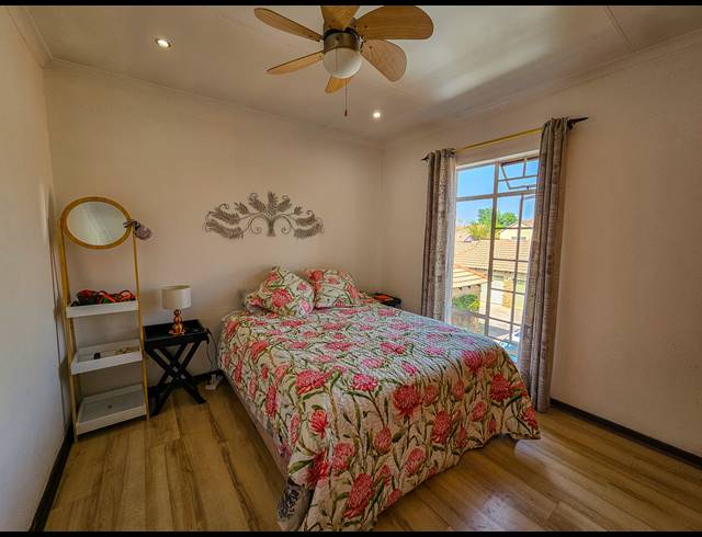 3 BEDROOM DUPLEX FOR SALE IN DIE HOEWES